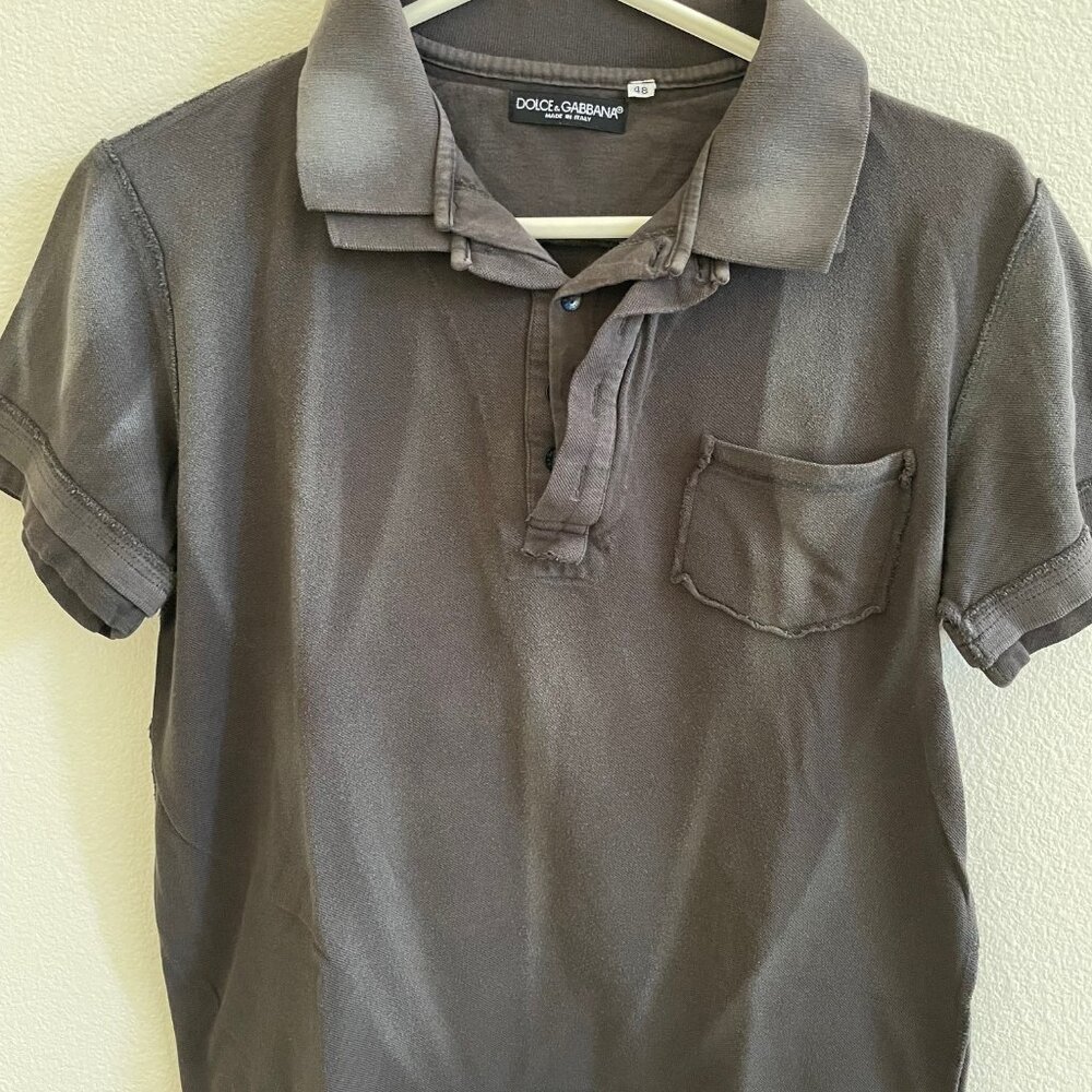 Dolce & Gabbana. Designer vintage polo. Charcol color. Size 48